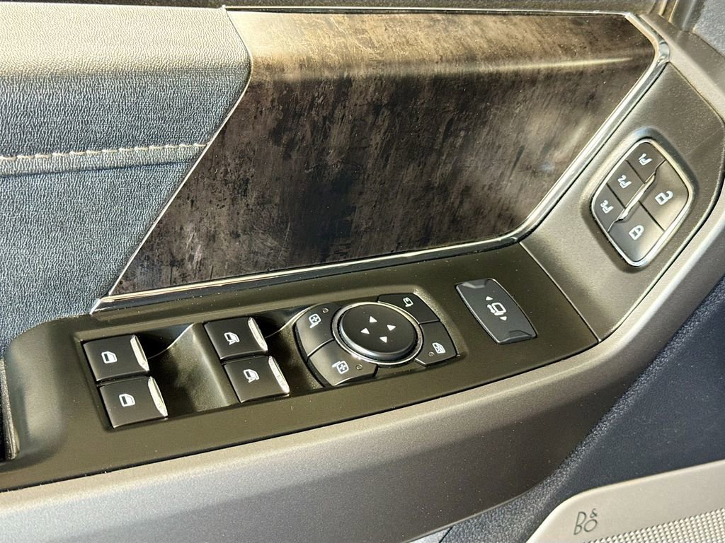 Used 2025 Ford F350 Lariat AWD/4WD image 19