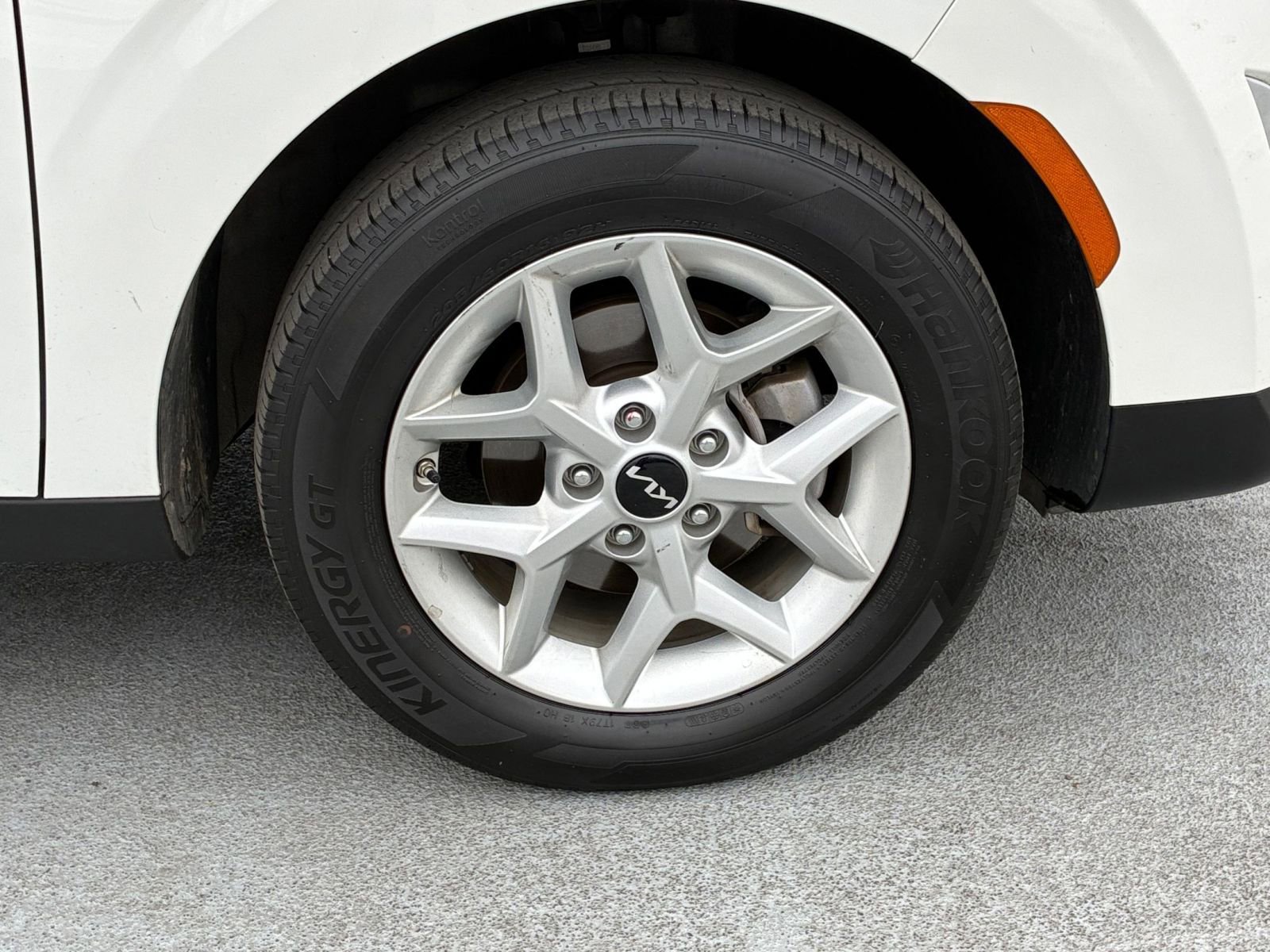 Used 2025 Kia Soul LX w/ LX Technology Package image 28