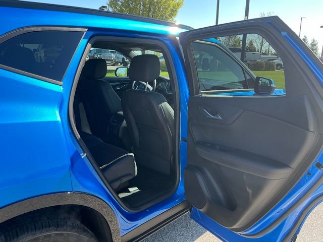 Used 2024 Chevrolet Blazer RS w/ Driver Confidence II Package AWD/4WD image 18