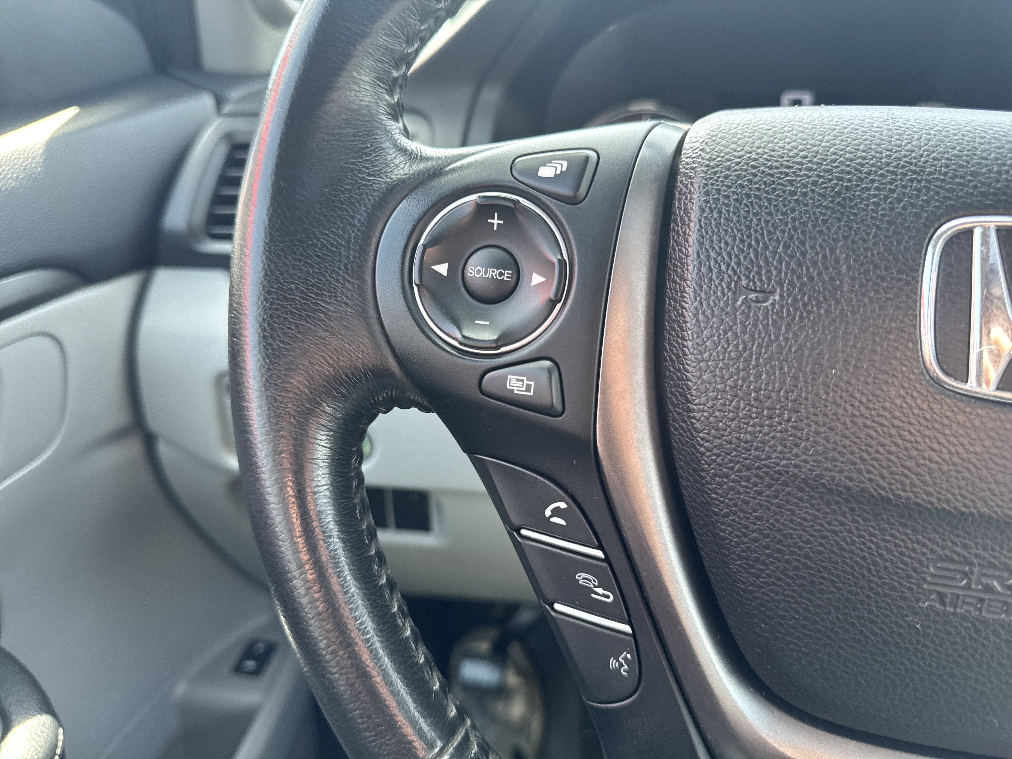 Used 2016 Honda Pilot EX-L image 19