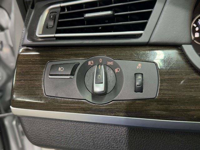 Used 2012 BMW 740Li RWD image 32