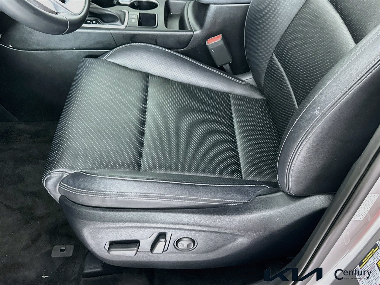 Used 2022 Kia Sportage EX FWD image 18