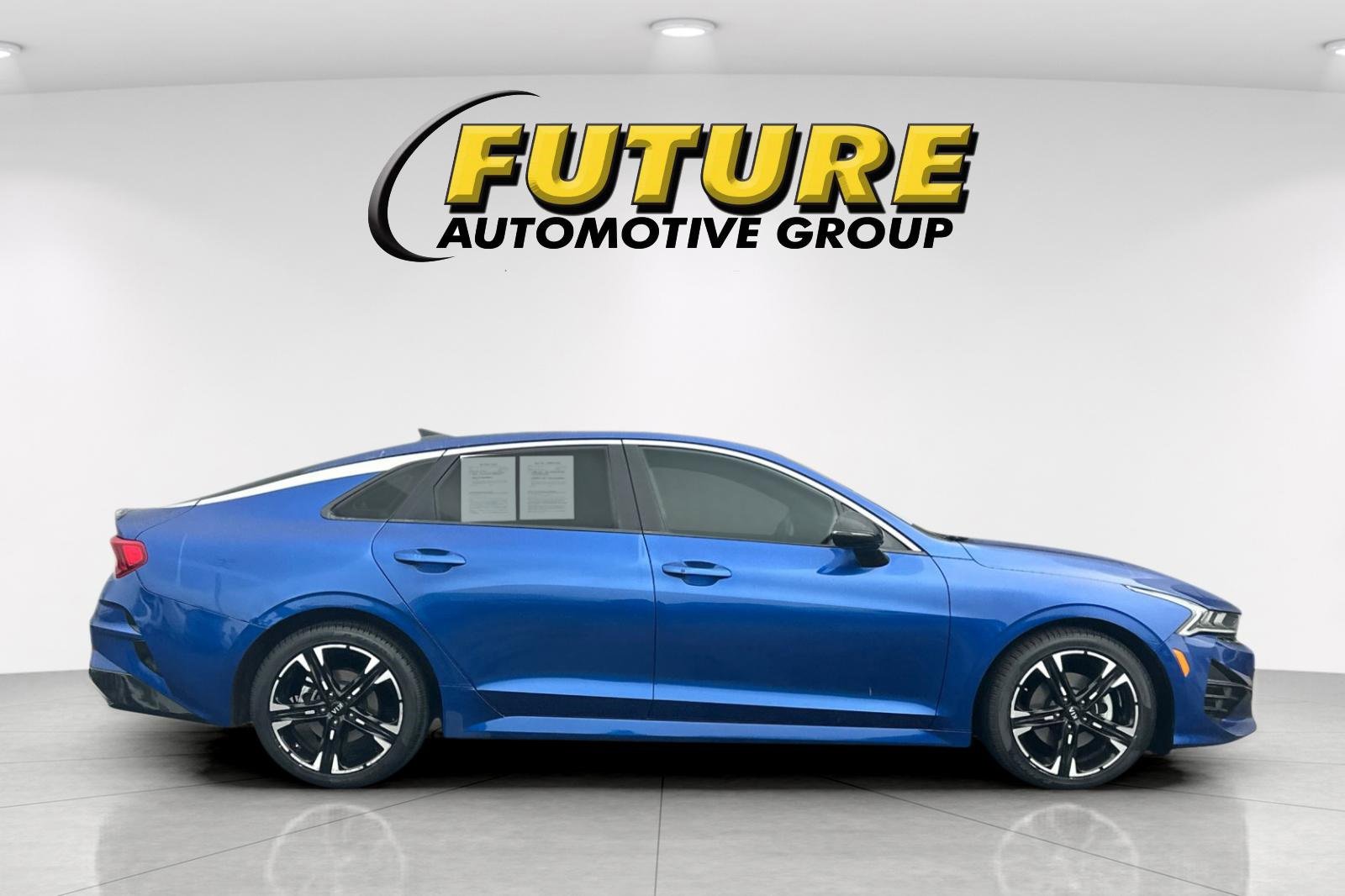 Used 2021 Kia K5 GT-Line w/ GT-Line FWD Premium Package image 3