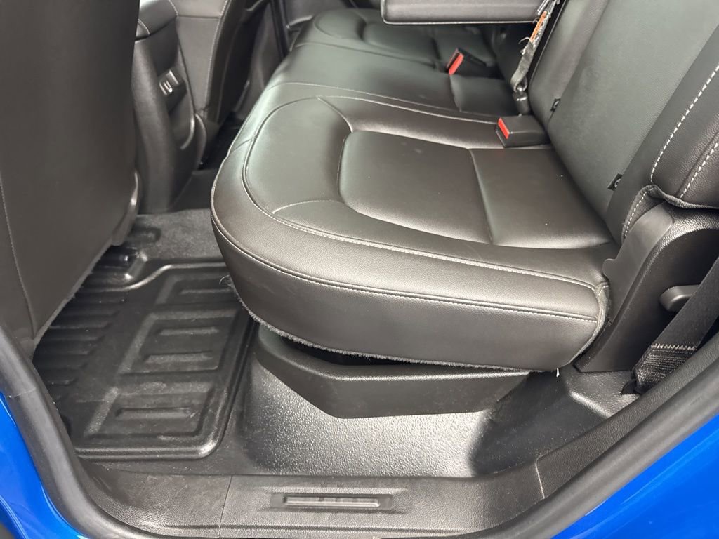 Used 2021 Chevrolet Colorado ZR2 w/ ZR2 Dusk Special Edition image 34