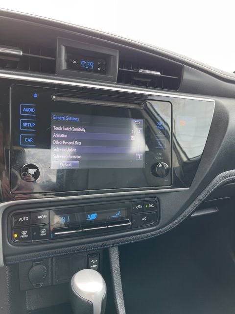 Used 2018 Toyota Corolla SE w/ Protection Package FWD image 48