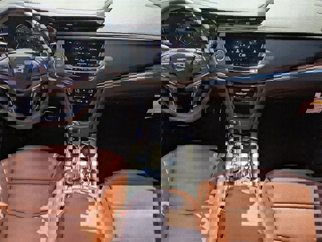 New 2025 Cadillac XT5 Sportv image 16