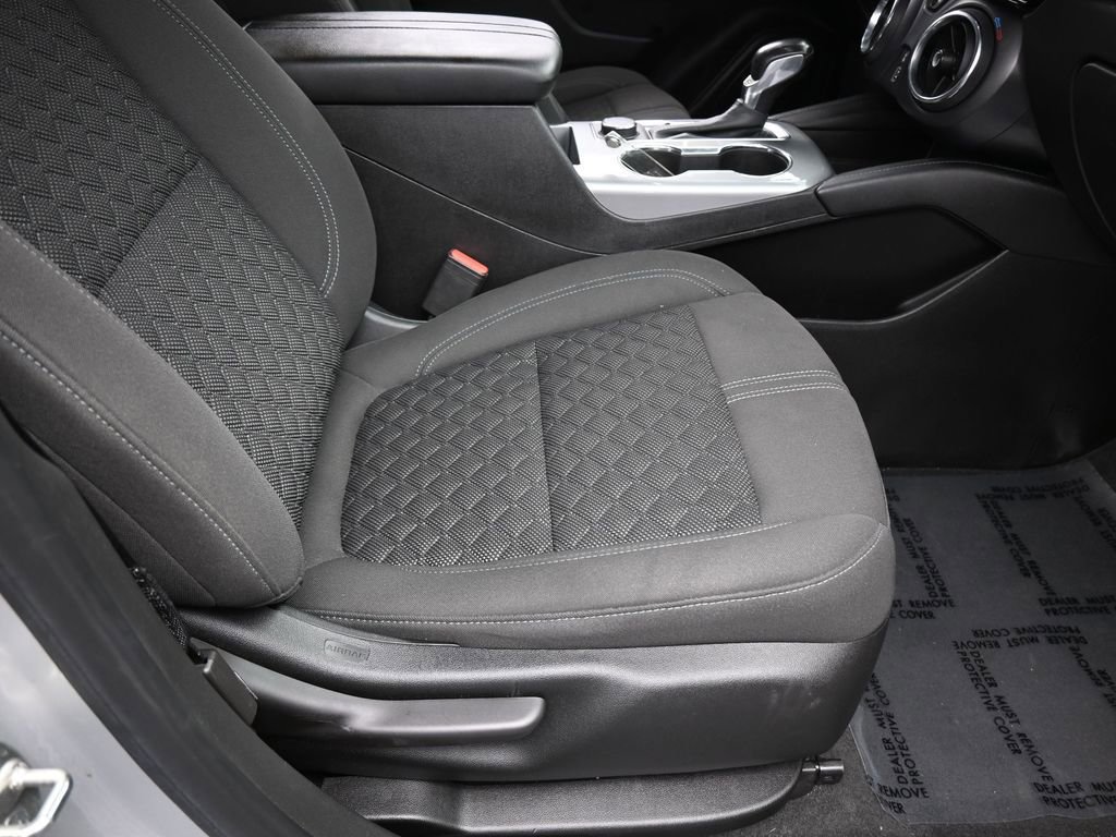 Used 2019 Chevrolet Blazer L FWD image 37