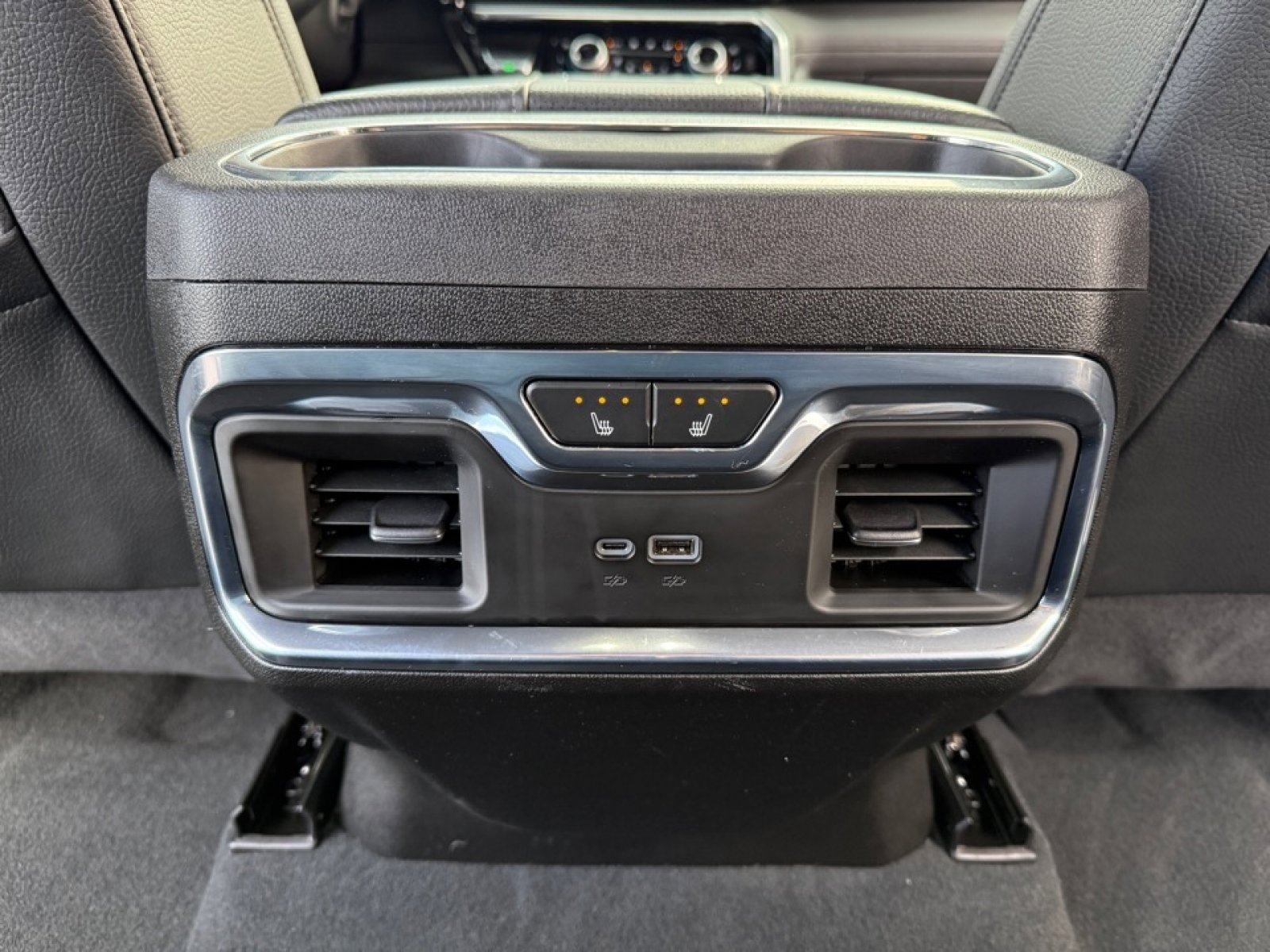 Used 2025 GMC Sierra 2500 Denali w/ Technology Package image 34