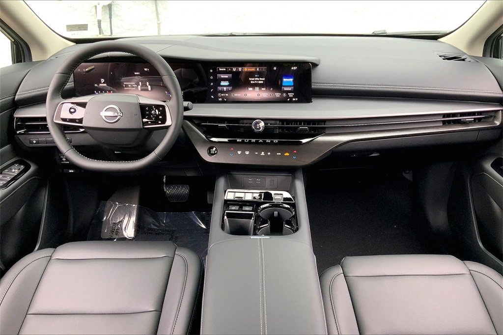 New 2025 Nissan Murano SV image 5