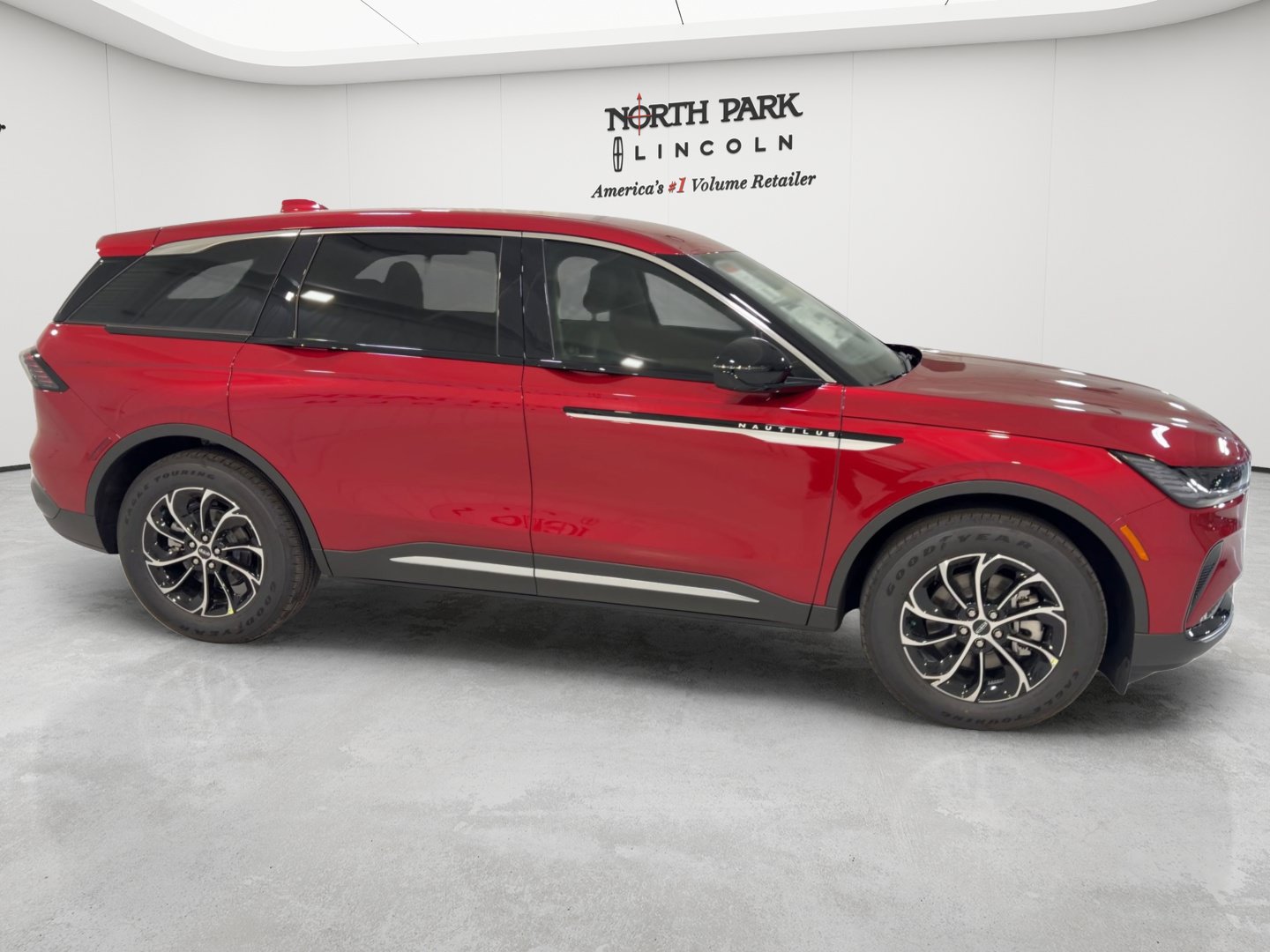 New 2026 Lincoln Nautilus Premier AWD/4WD image 2