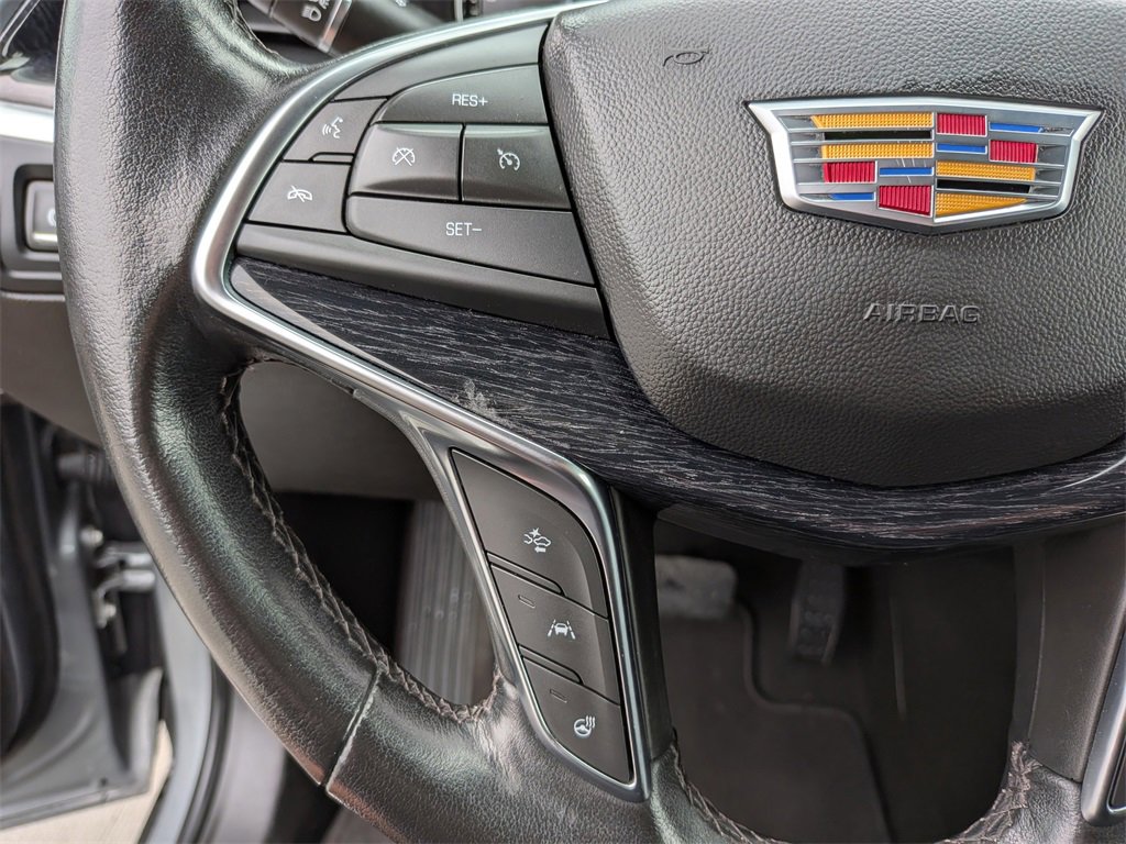 Used 2023 Cadillac XT5 Premium Luxury image 15