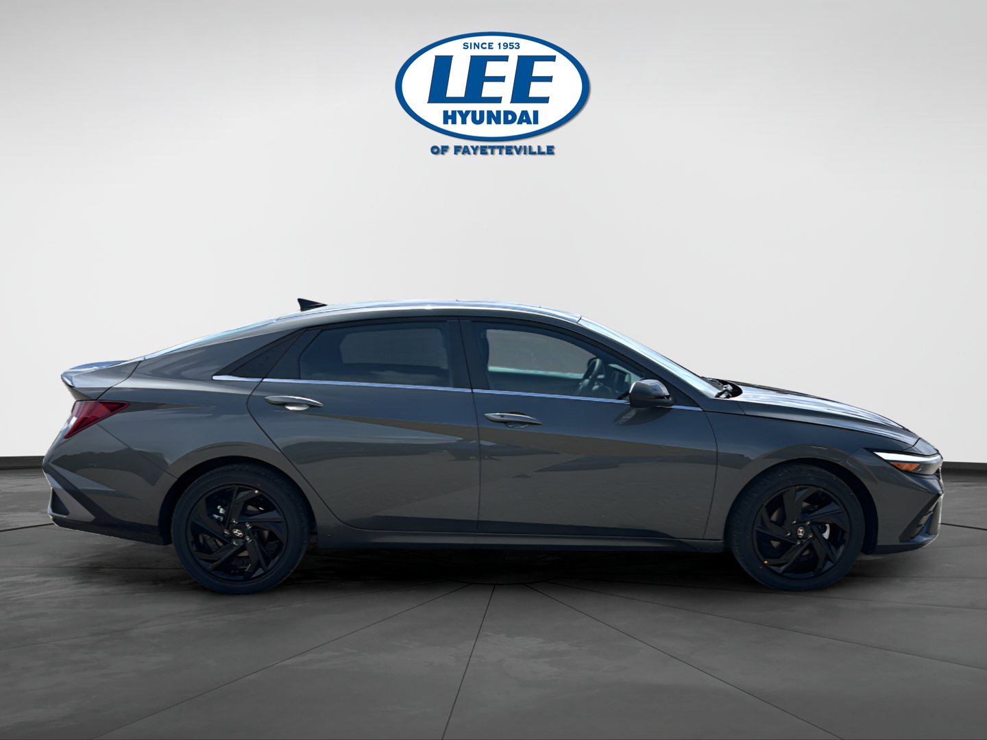 New 2026 Hyundai Elantra SEL Sport Premium FWD image 2