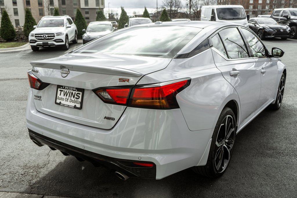 Used 2024 Nissan Altima 2.5 SR image 35
