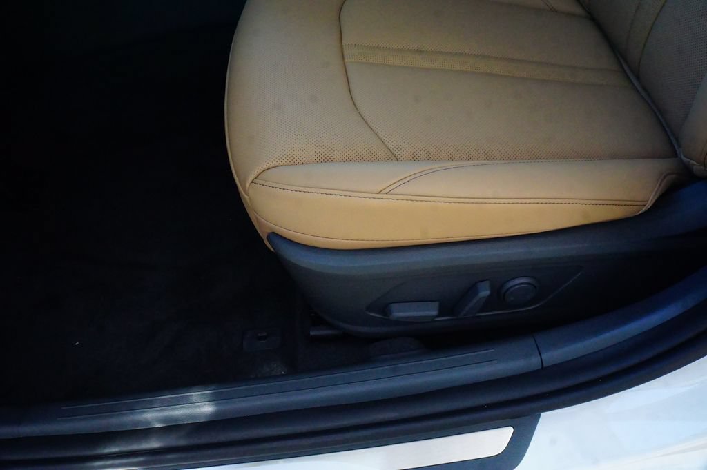 New 2026 Hyundai Sonata Limited FWD image 16