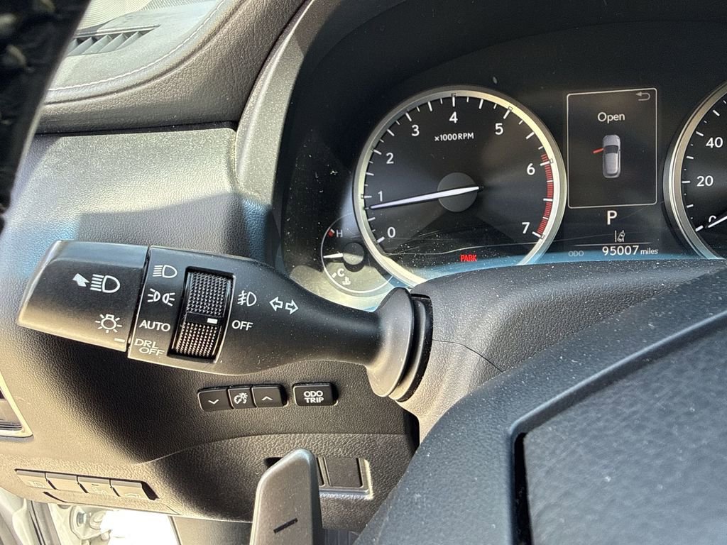 Used 2018 Lexus NX 300 FWD image 28