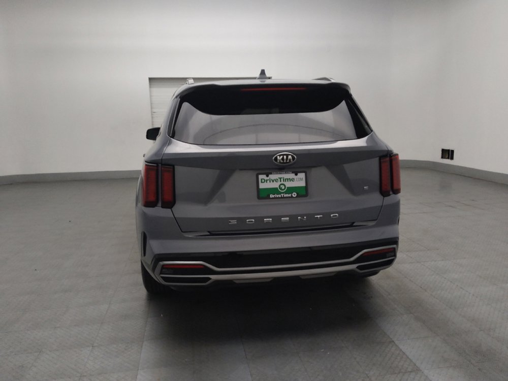 Used 2021 Kia Sorento S w/ Panoramic Sunroof Package image 6