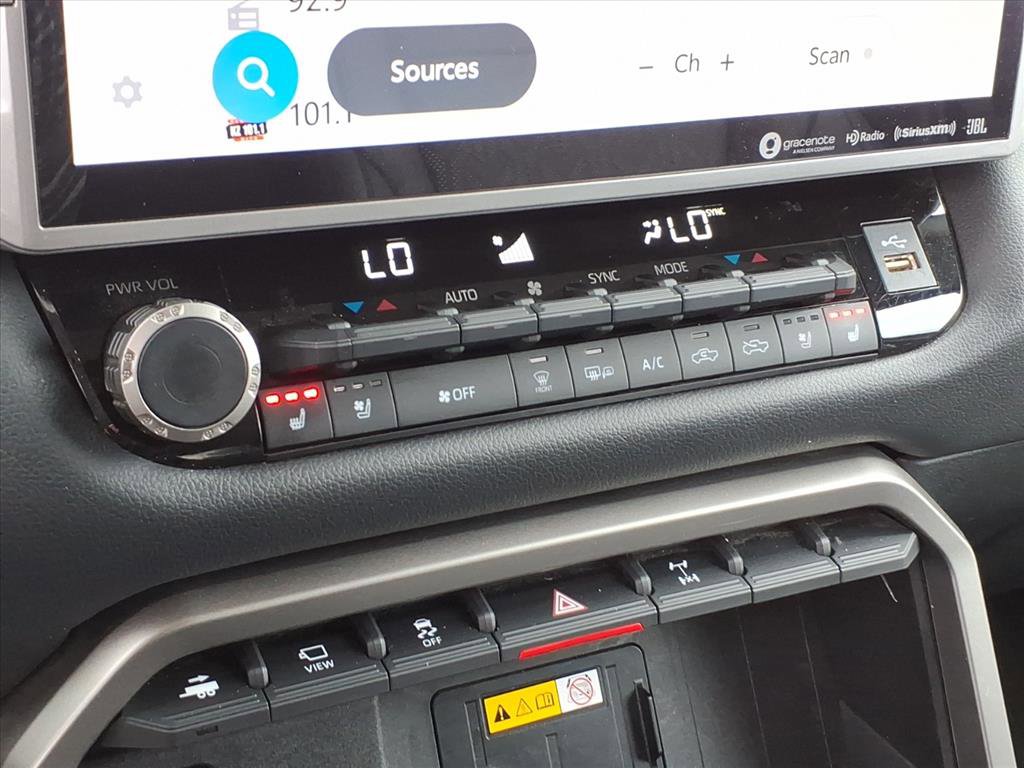 Used 2022 Toyota Tundra Limited w/ TRD Off-Road Package image 25