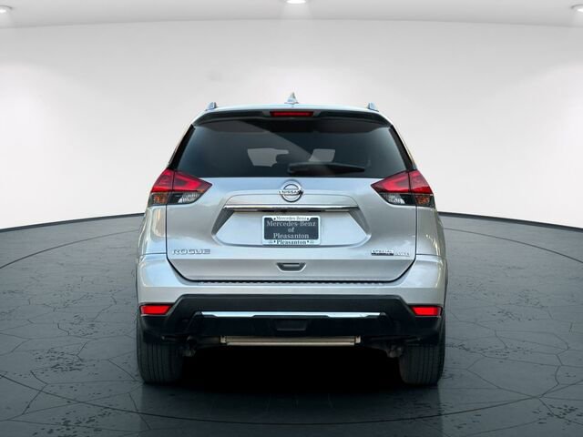 Used 2020 Nissan Rogue S w/ Special Edition Package image 6