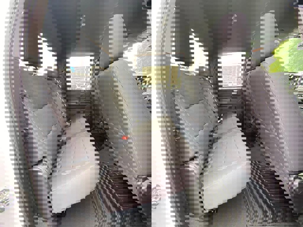 New 2025 Chevrolet Silverado 2500 Custom w/ Custom Value Package image 23