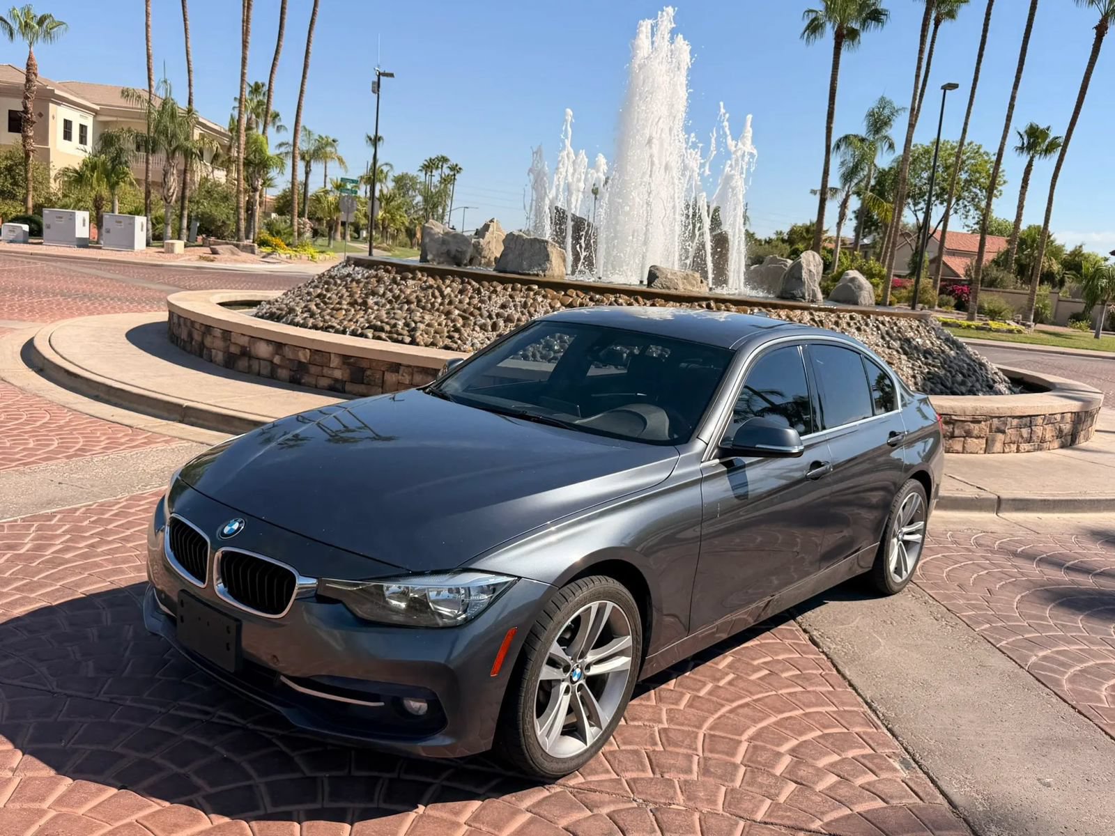 Used 2017 BMW 330i Sedan RWD image 9
