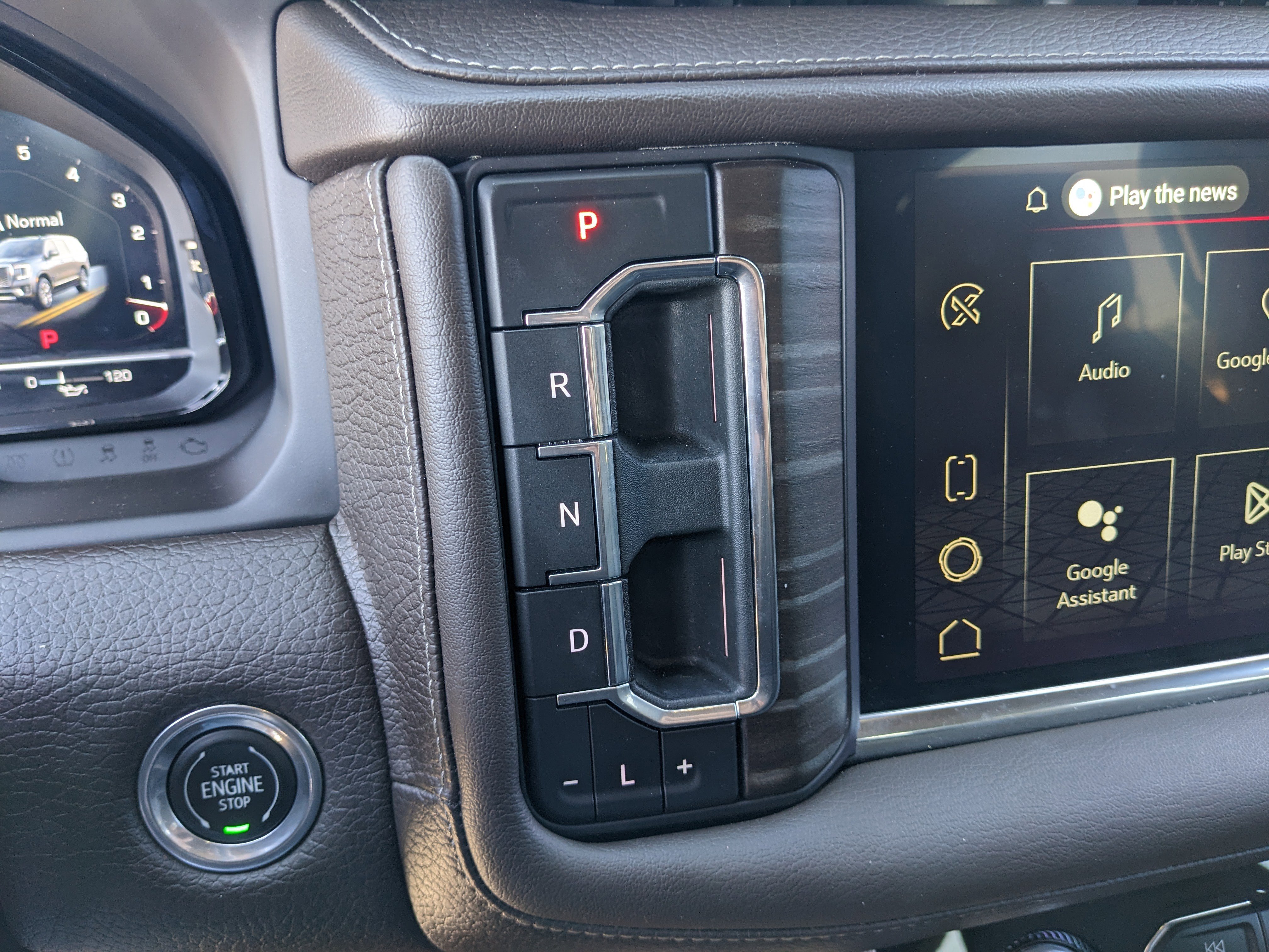 Used 2022 GMC Yukon XL Denali image 31