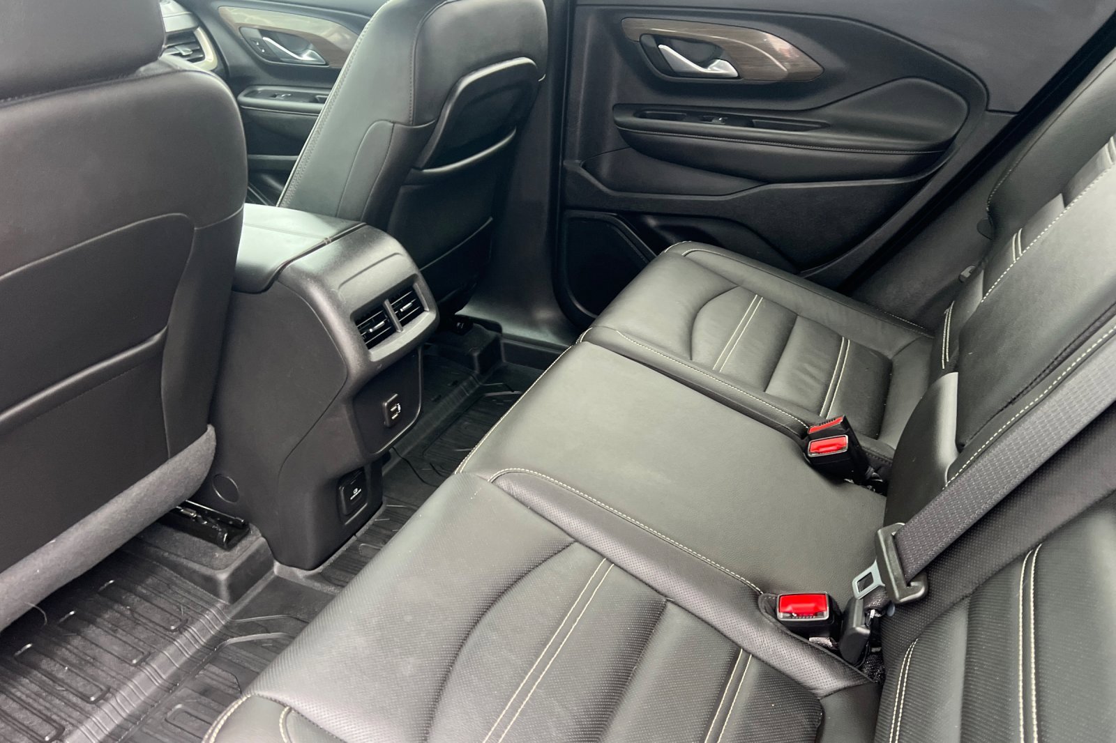 Used 2023 GMC Terrain Denali w/ LPO, Floor Liner Package image 9