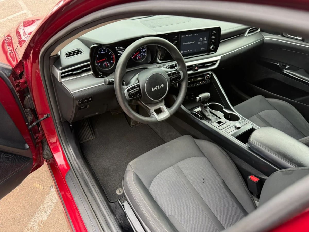 Used 2022 Kia K5 LXS FWD image 22