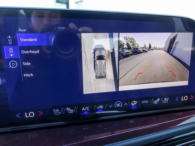 New 2026 Chevrolet Traverse RS w/ LPO, Floor Liner Package image 31