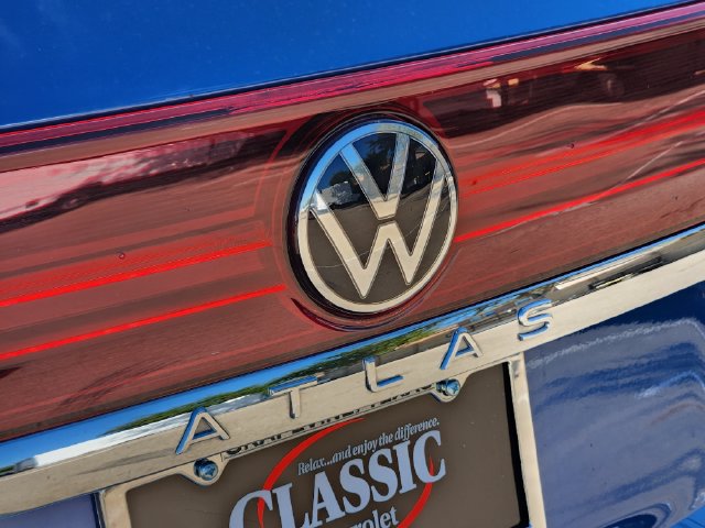 Used 2025 Volkswagen Atlas SEL AWD/4WD image 8