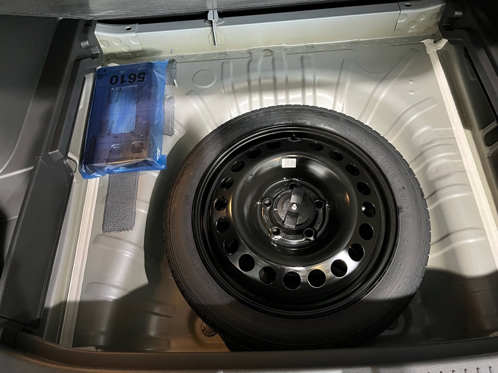 Used 2026 Chevrolet Trax LT FWD image 9