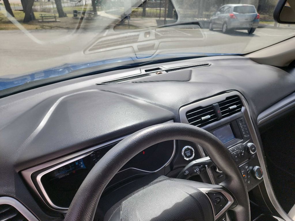 Used 2018 Ford Fusion S image 20