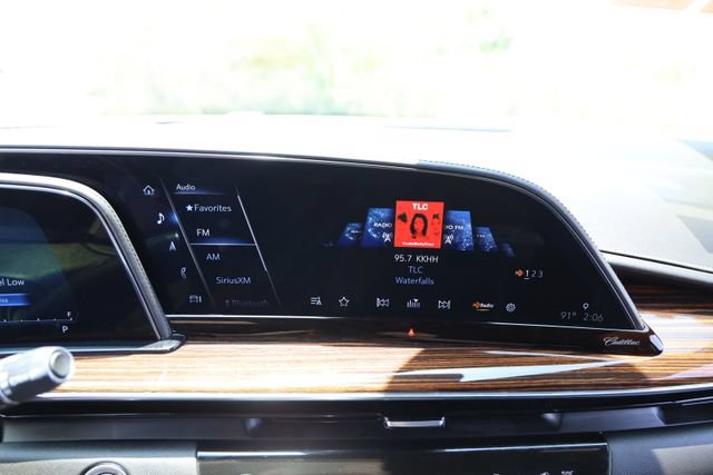 Used 2021 Cadillac Escalade Premium Luxury w/ Driver Assist Tech Package RWD image 21