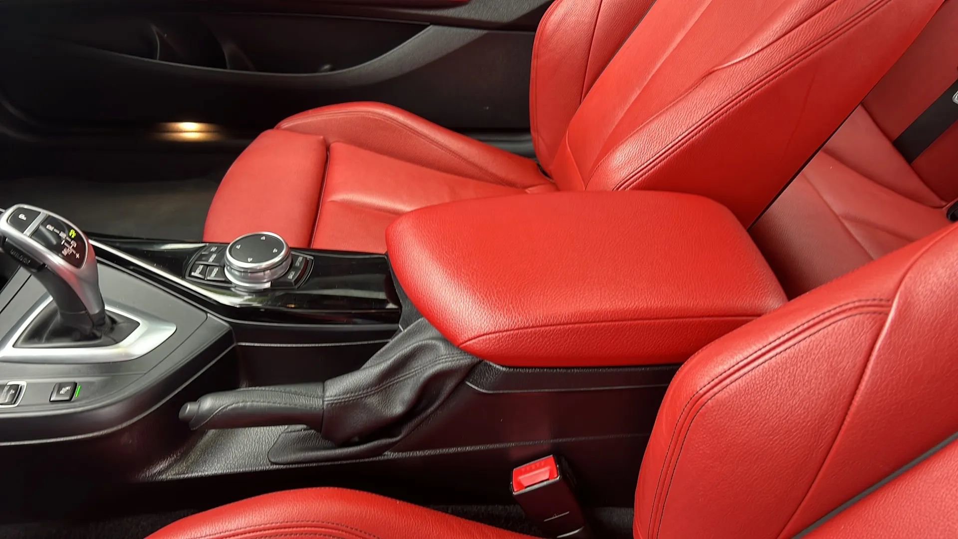 Used 2015 BMW 228i xDrive Coupe image 29