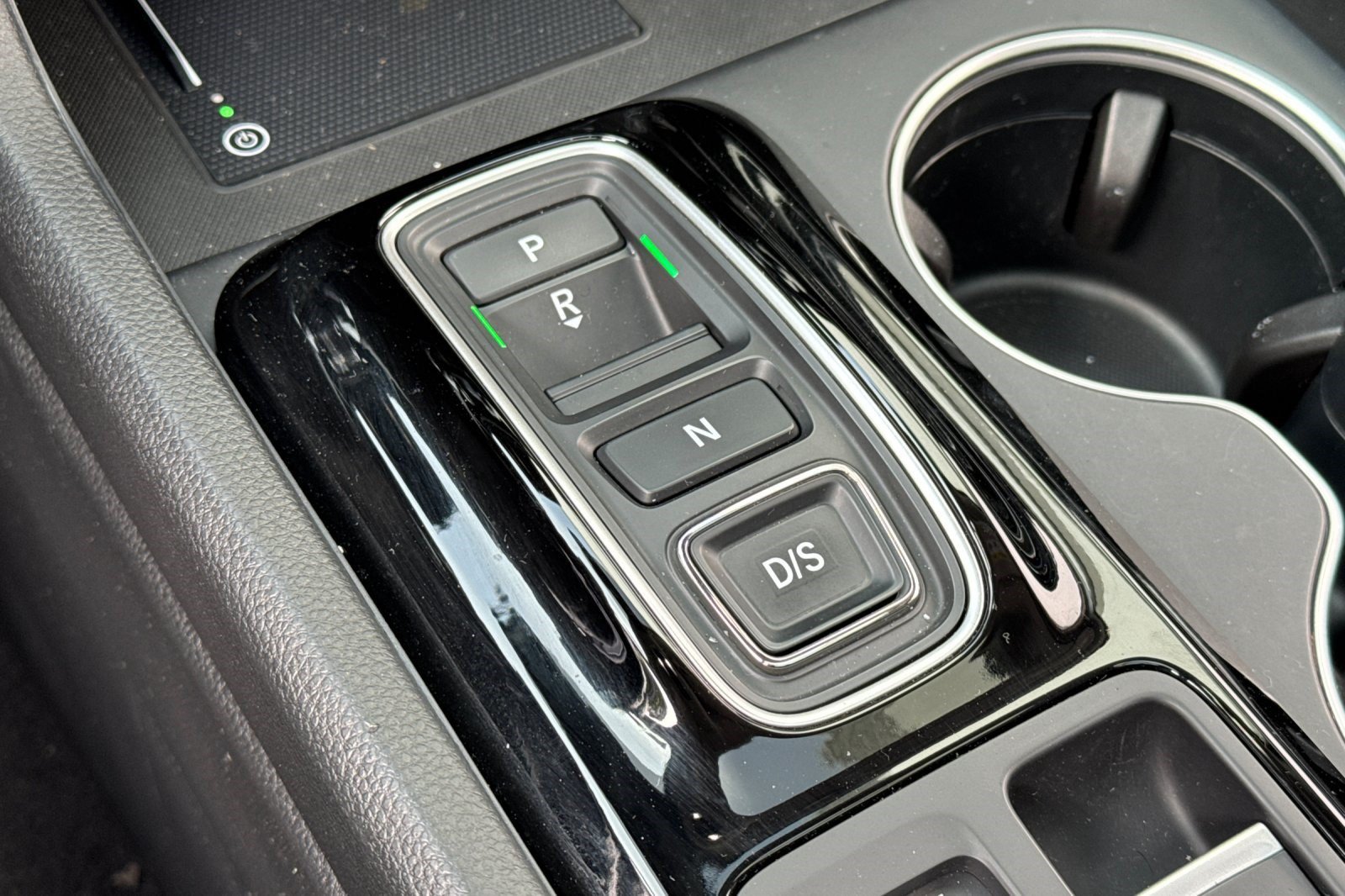 Certified 2024 Honda Pilot Touring image 17