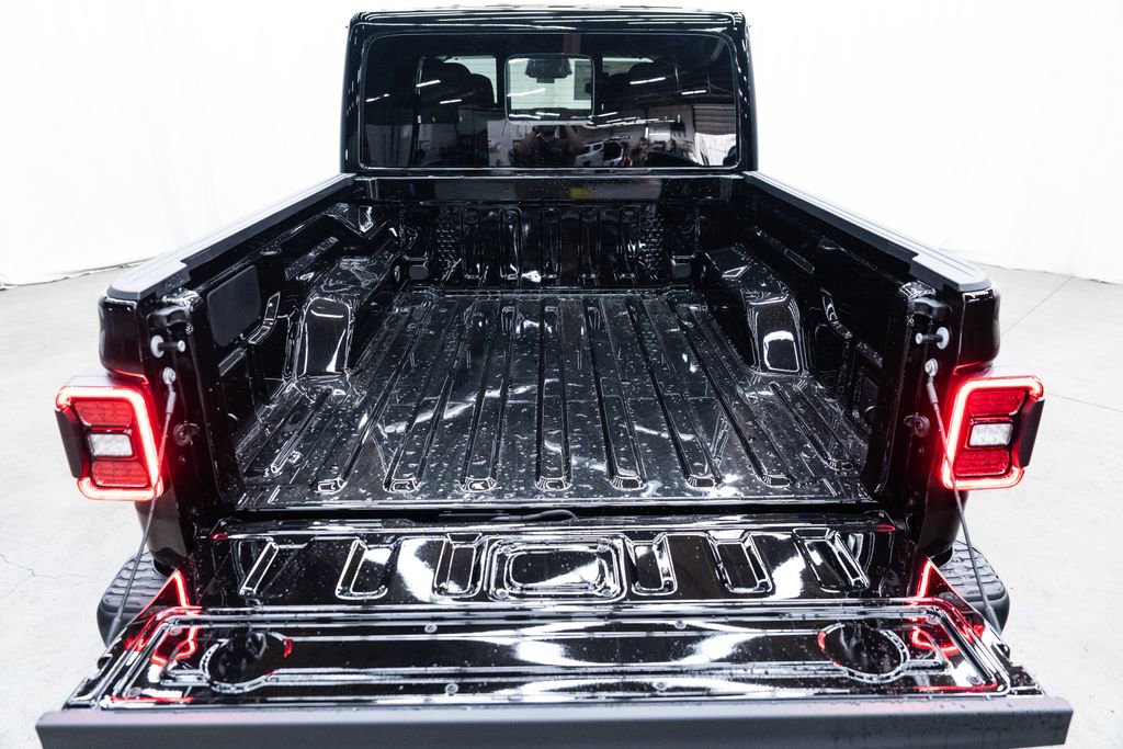 New 2026 Jeep Gladiator Mojave AWD/4WD image 8