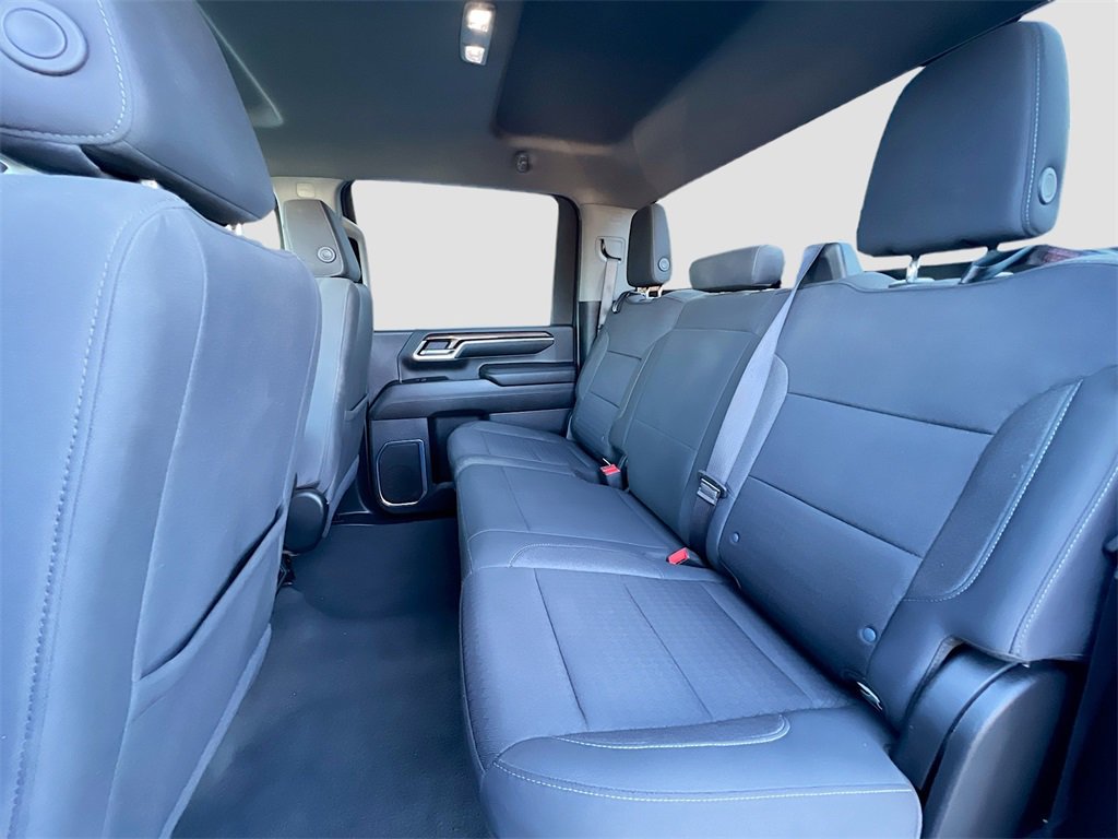 Used 2024 Chevrolet Silverado 2500 LT image 22