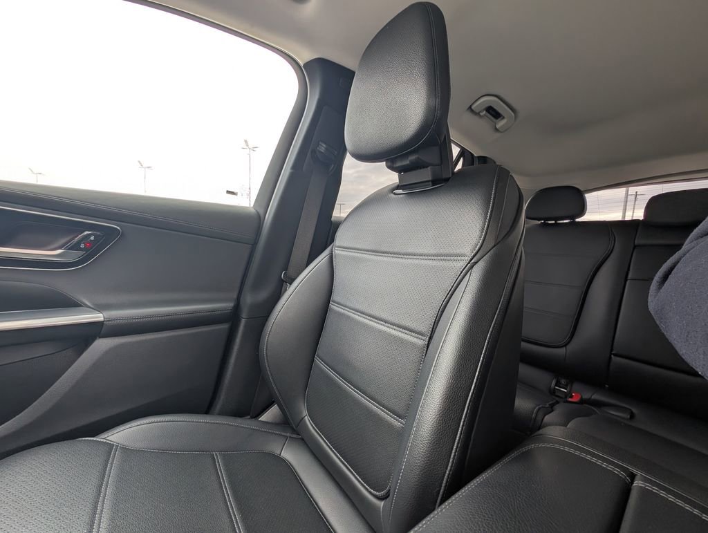 Used 2023 Mercedes-Benz GLC 300 4MATIC image 14