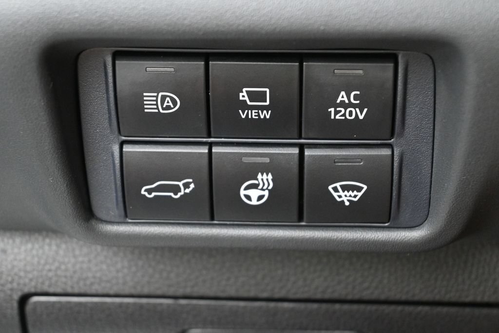 Used 2021 Toyota Highlander Platinum AWD/4WD image 16
