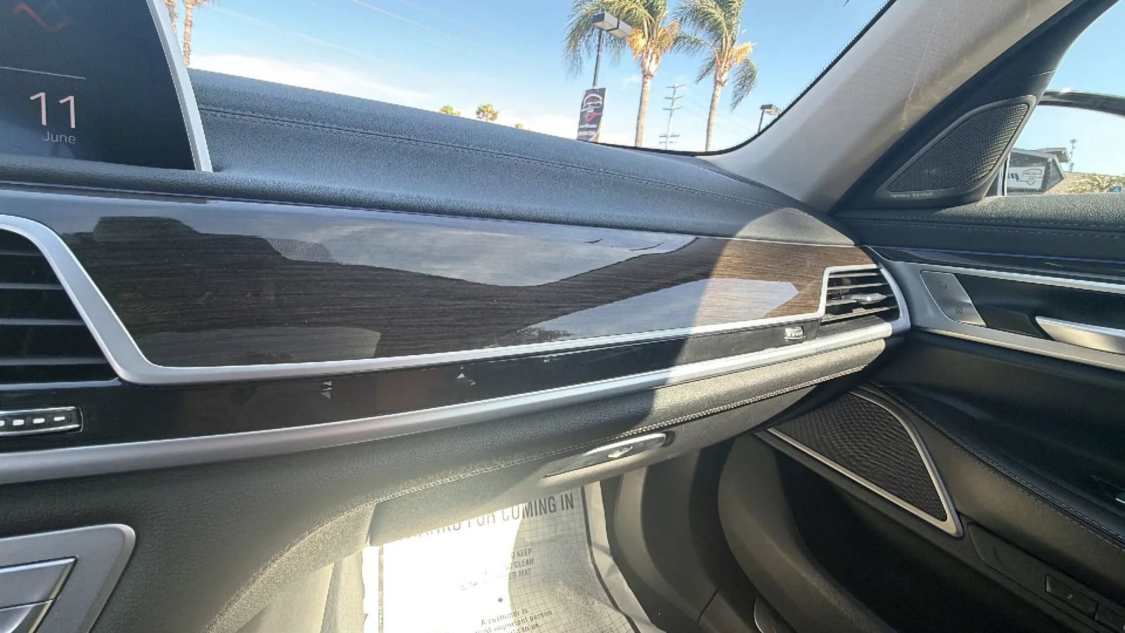 Used 2022 BMW 740i w/ Premium Package RWD image 23