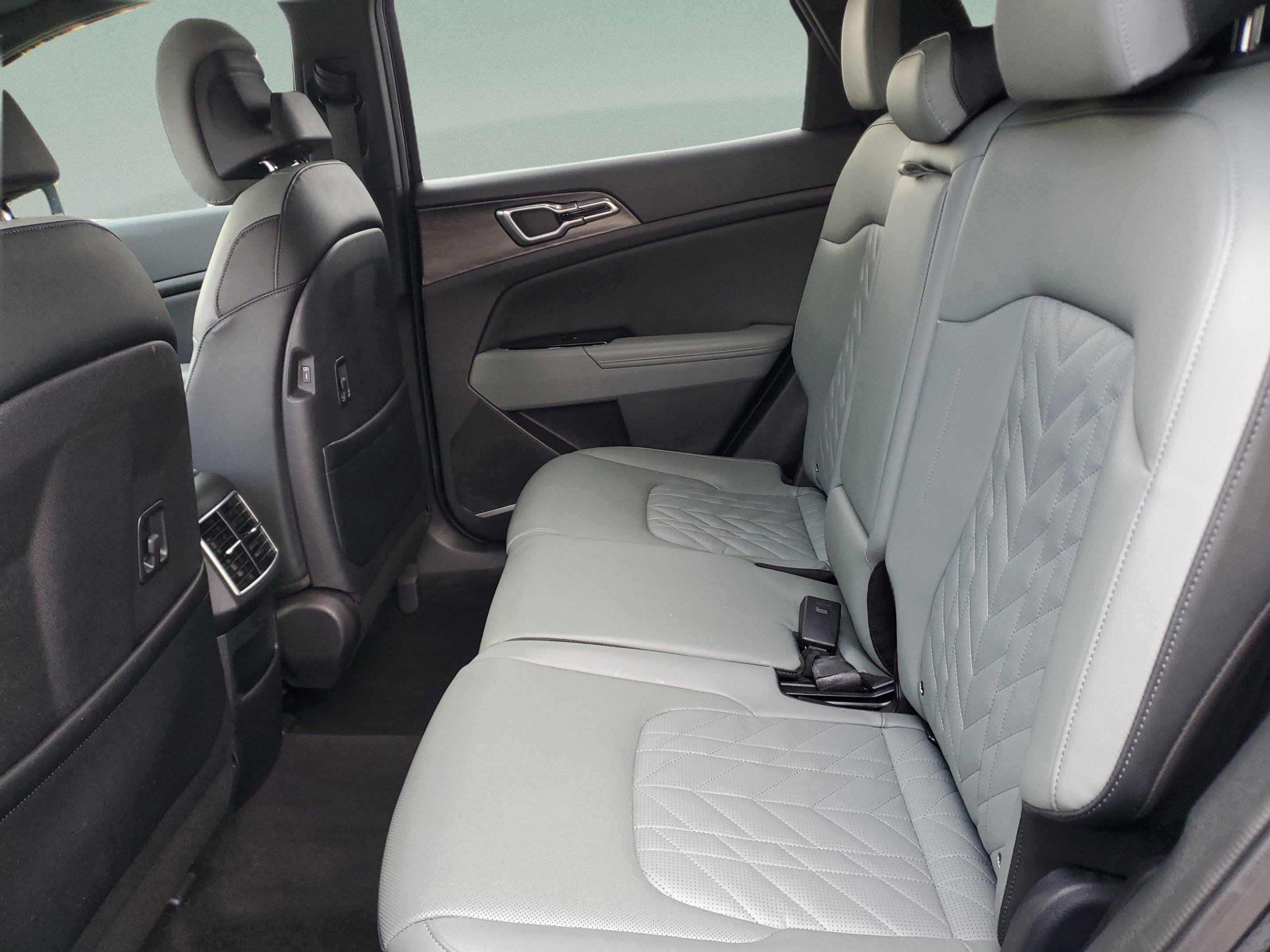 Certified 2023 Kia Sportage X-Line w/ X-Line Premium Package image 11