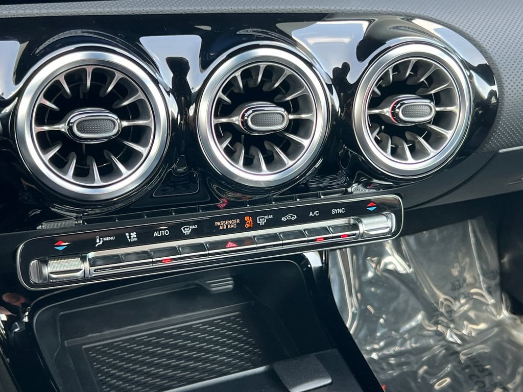 New 2025 Mercedes-Benz CLA 250 4MATIC image 31