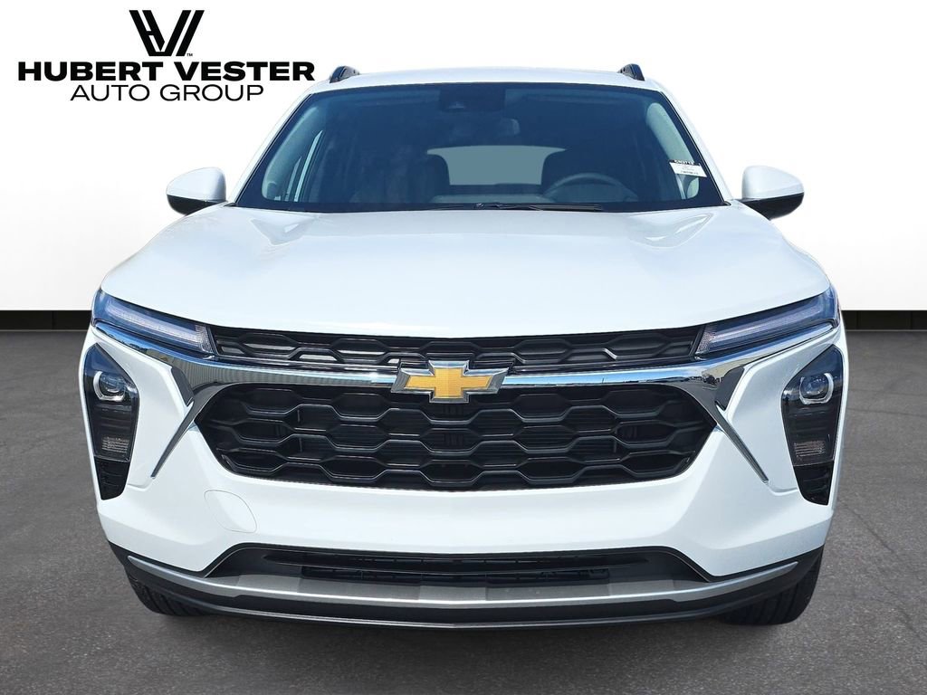 New 2026 Chevrolet Trax LT w/ Driver Confidence Package FWD image 3