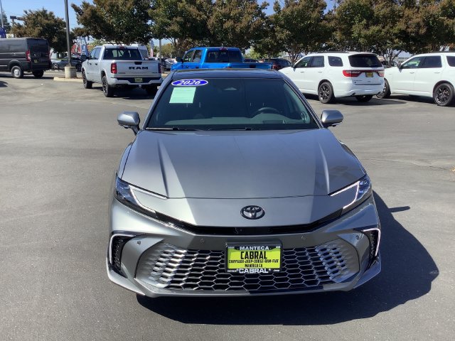 Used 2026 Toyota Camry XSE w/ Premium Plus Package FWD image 4