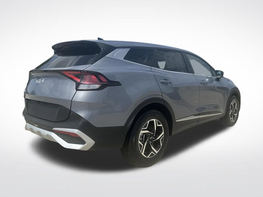 Used 2025 Kia Sportage LX FWD image 7