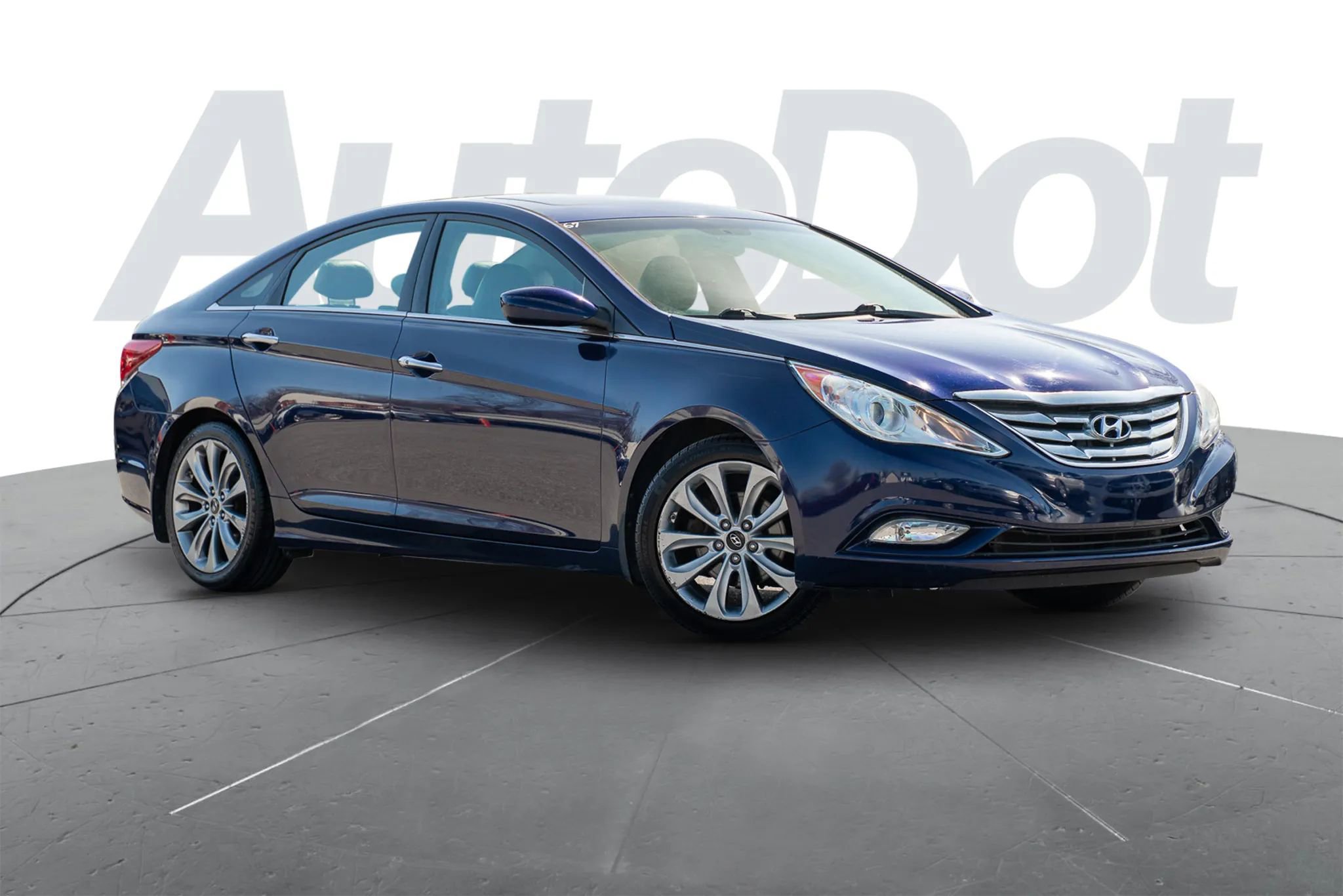 Used 2013 Hyundai Sonata SE w/ Navigation & Sunroof Pkg image 1