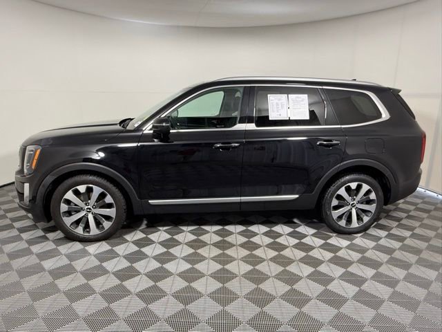 Used 2022 Kia Telluride S AWD/4WD image 3