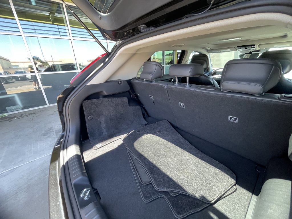 Used 2023 Kia Niro EX Touring image 14