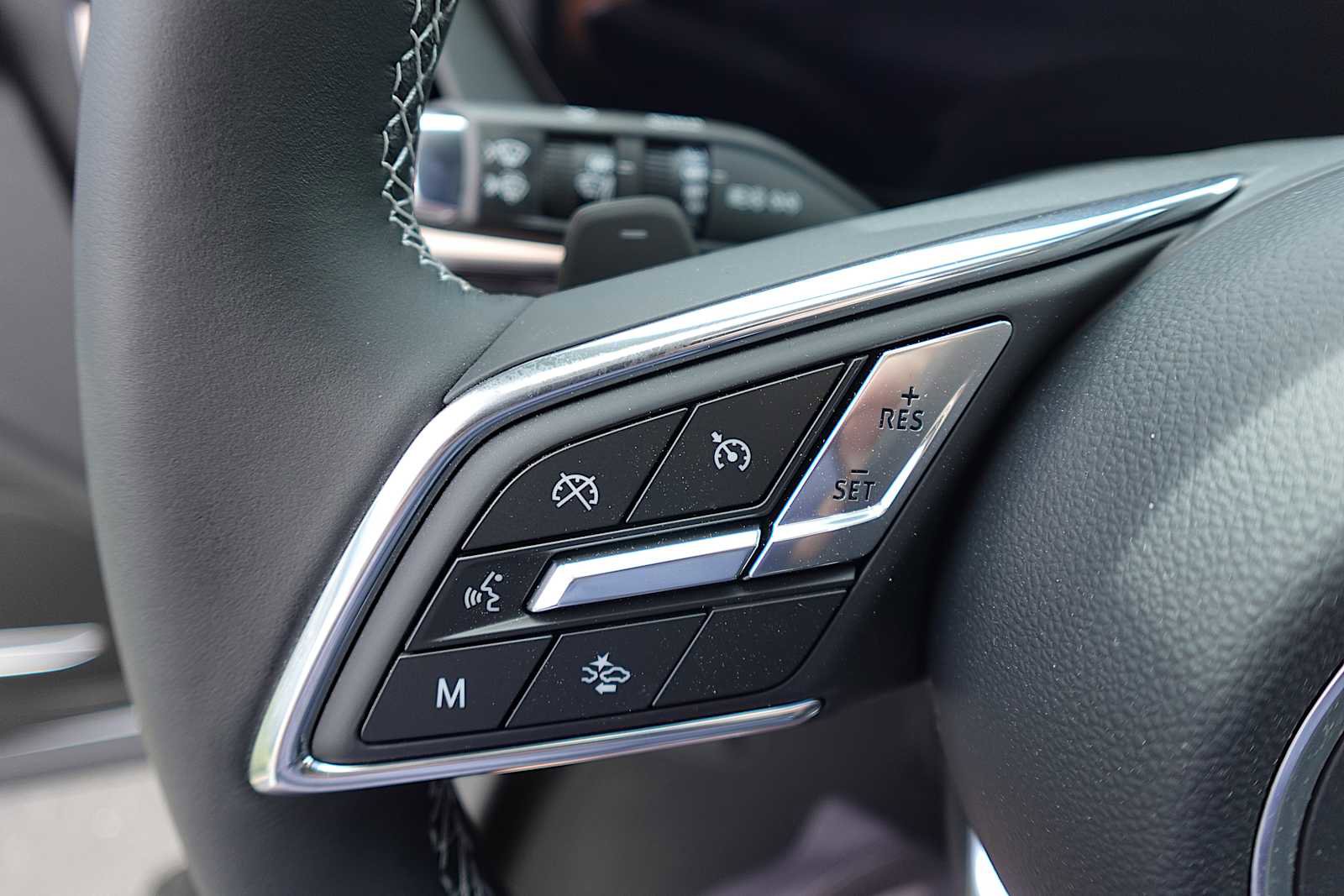 New 2025 Buick Envision Sport Touring image 15