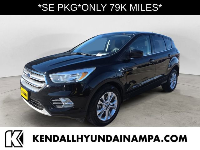 Used 2017 Ford Escape SE w/ SE Cold Weather Package image 1