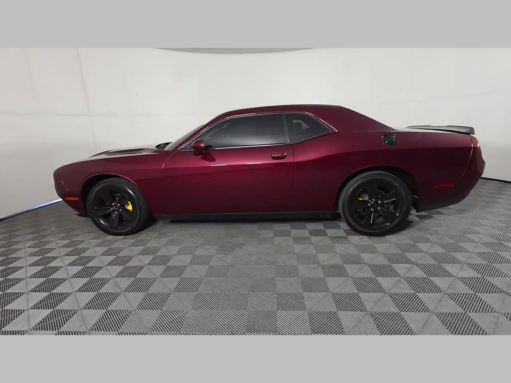 Used 2021 Dodge Challenger SXT RWD image 45